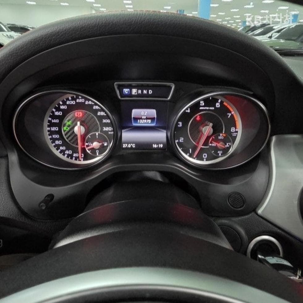 Mercedes-Benz GLA X156GLA45 AMG 4매틱 - 9