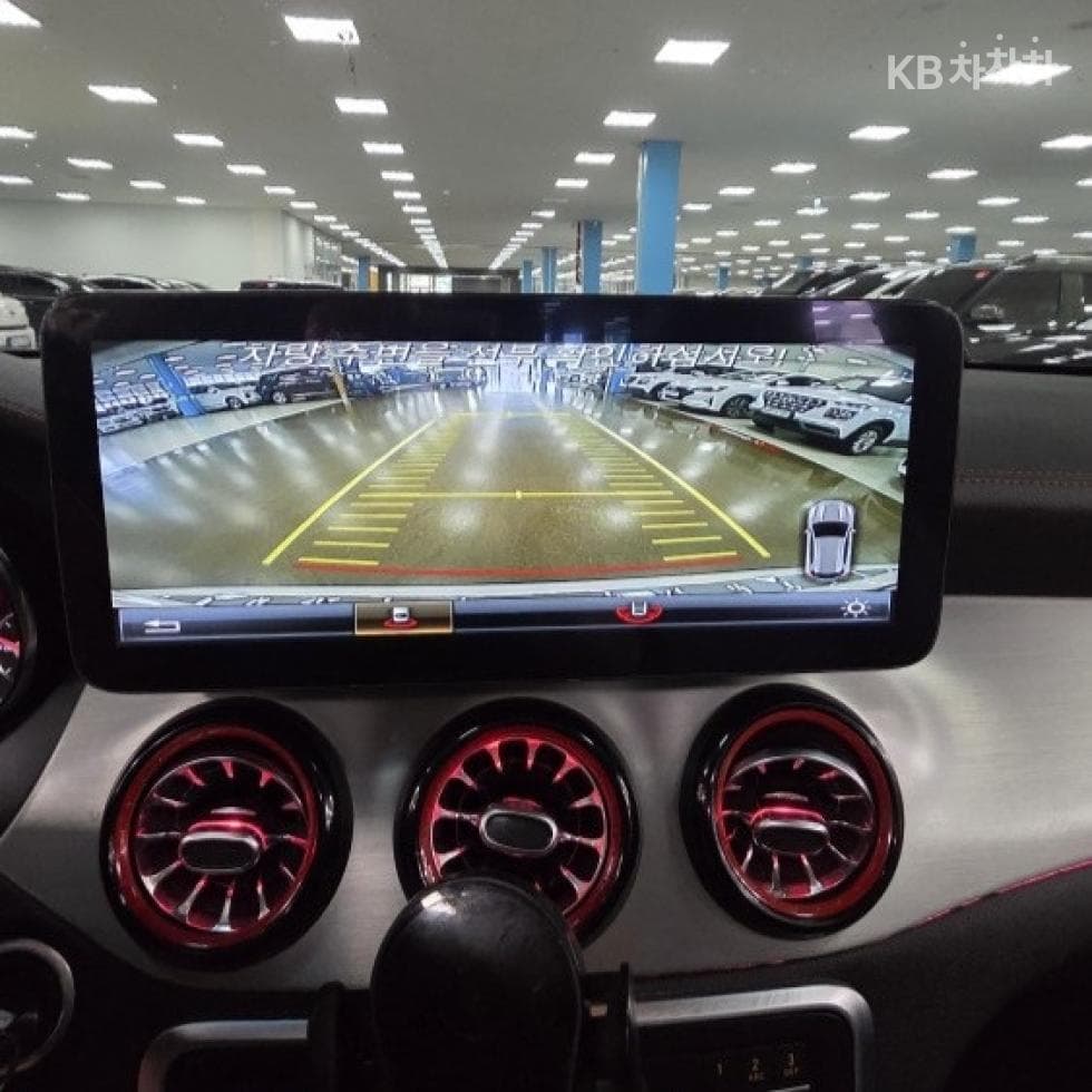 Mercedes-Benz GLA X156GLA45 AMG 4매틱 - 11