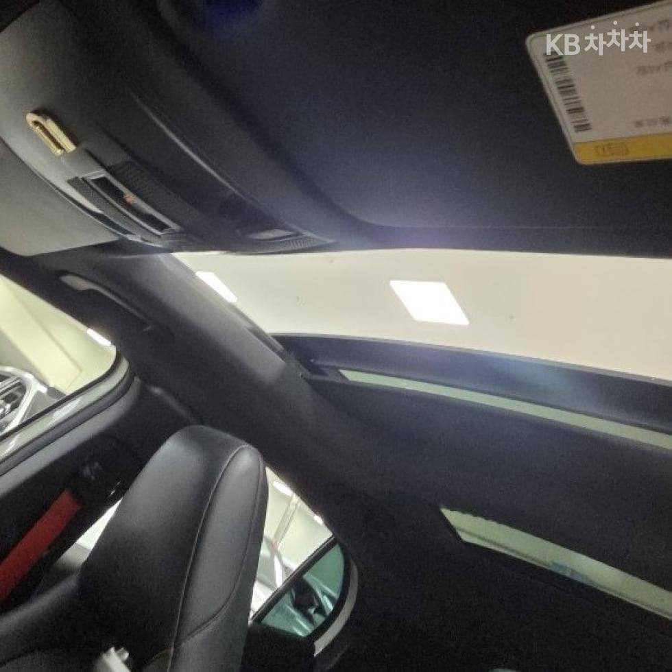Mercedes-Benz GLA X156GLA45 AMG 4매틱 - 12