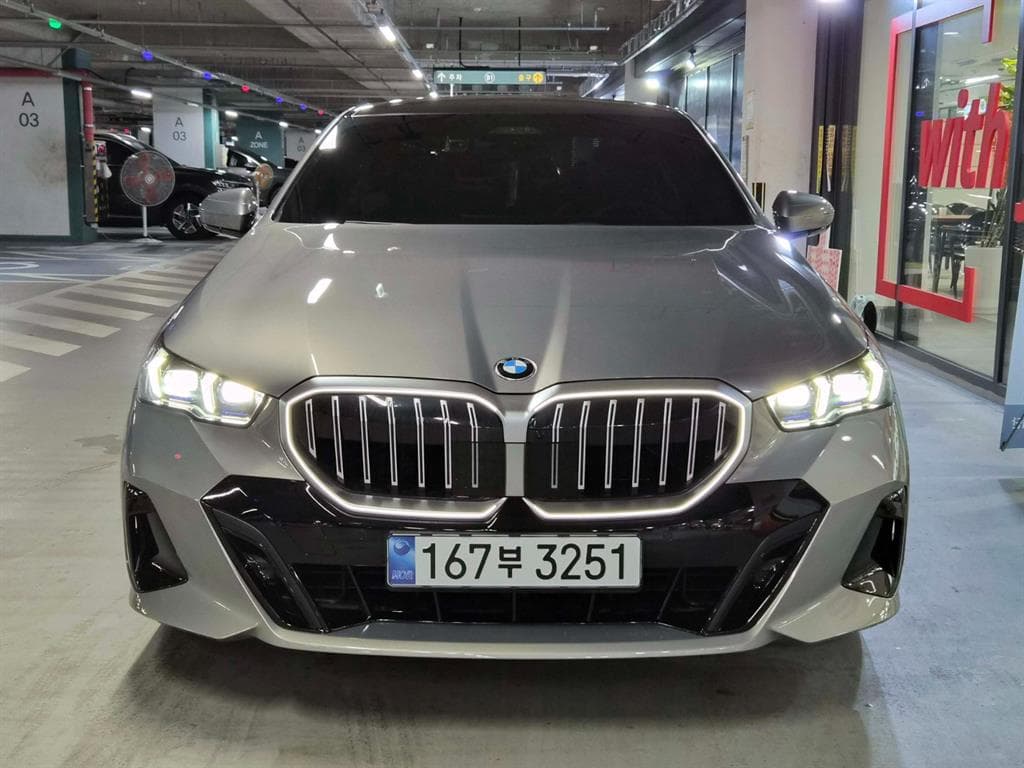 BMW Нов5 Серия(G60)520i M Sport - 2