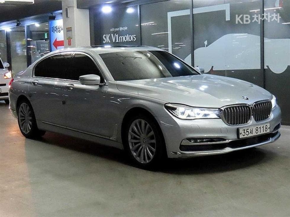 BMW 7시리즈 (G11) 740Li xDrive Стандартен - Image 1