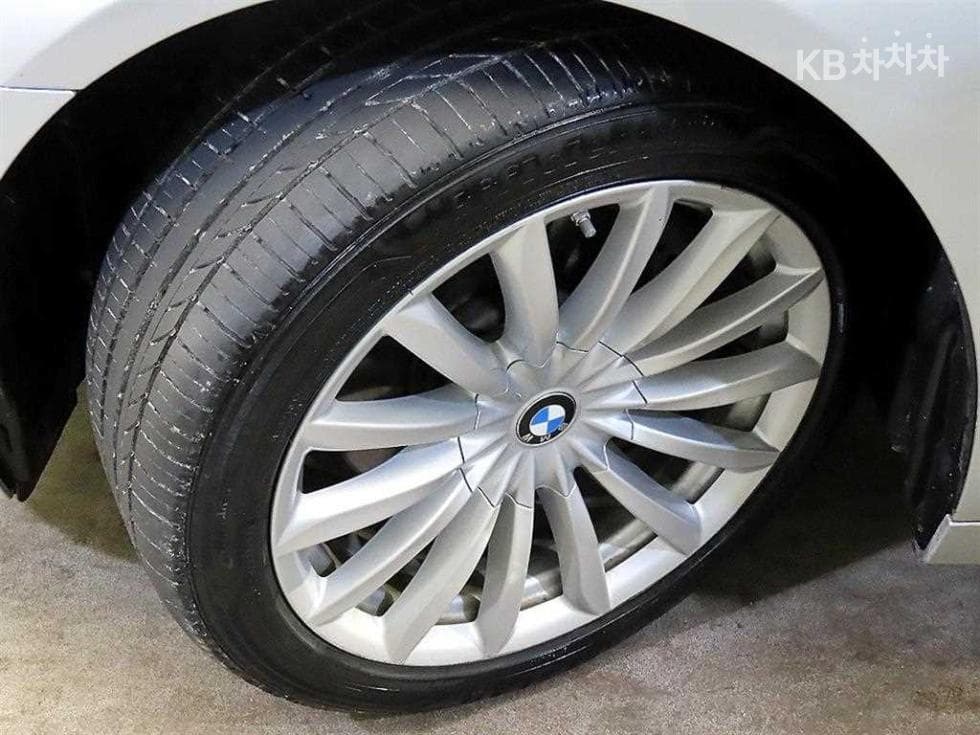 BMW 7시리즈 (G11)740Li xDrive Стандартен - 20