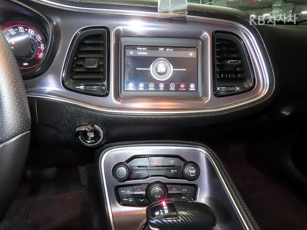 닷지 챌린저3.5 SXT - 11