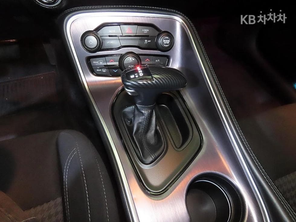 닷지 챌린저3.5 SXT - 12