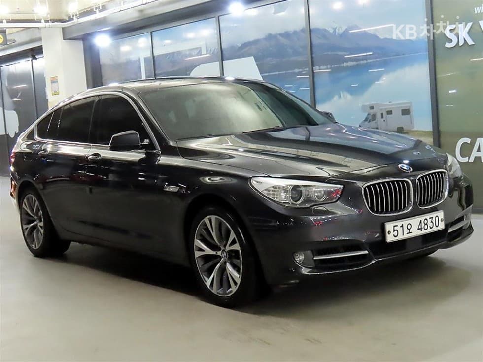 BMW Gran Turismo GT 35i F07 (10년~) - Image 1