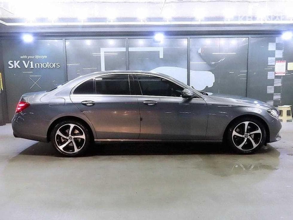 Mercedes-Benz E-Клас (W213)E250 Avantgarde - 3