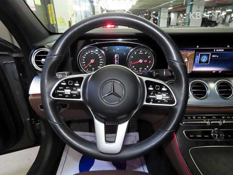 Mercedes-Benz E-Клас (W213)E250 Avantgarde - 8