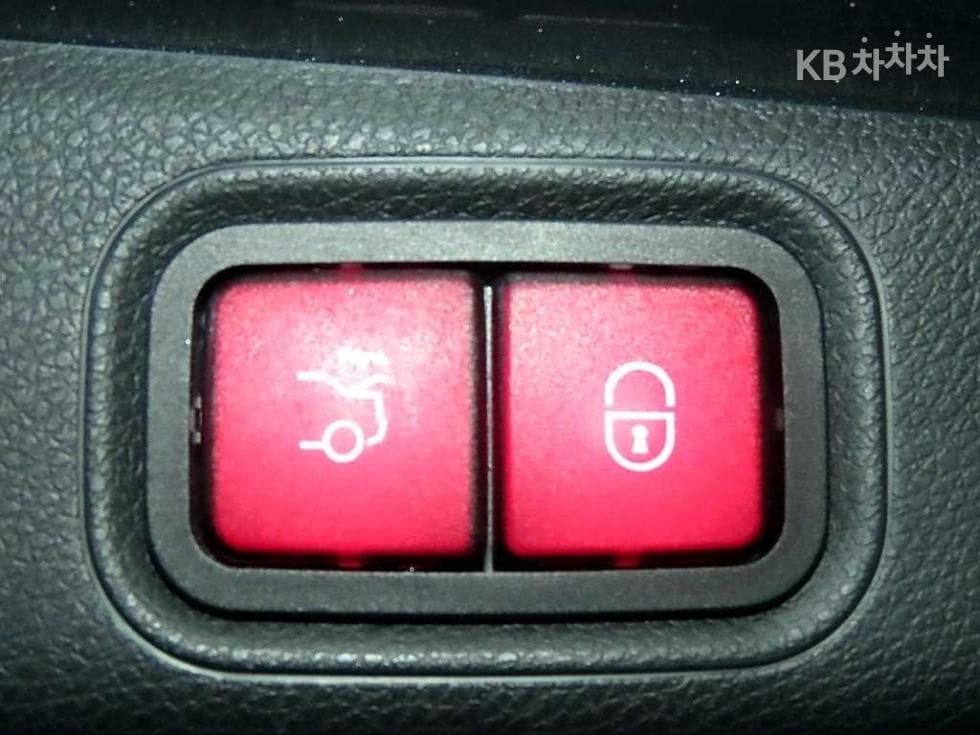 Mercedes-Benz E-Клас (W213)E250 Avantgarde - 17