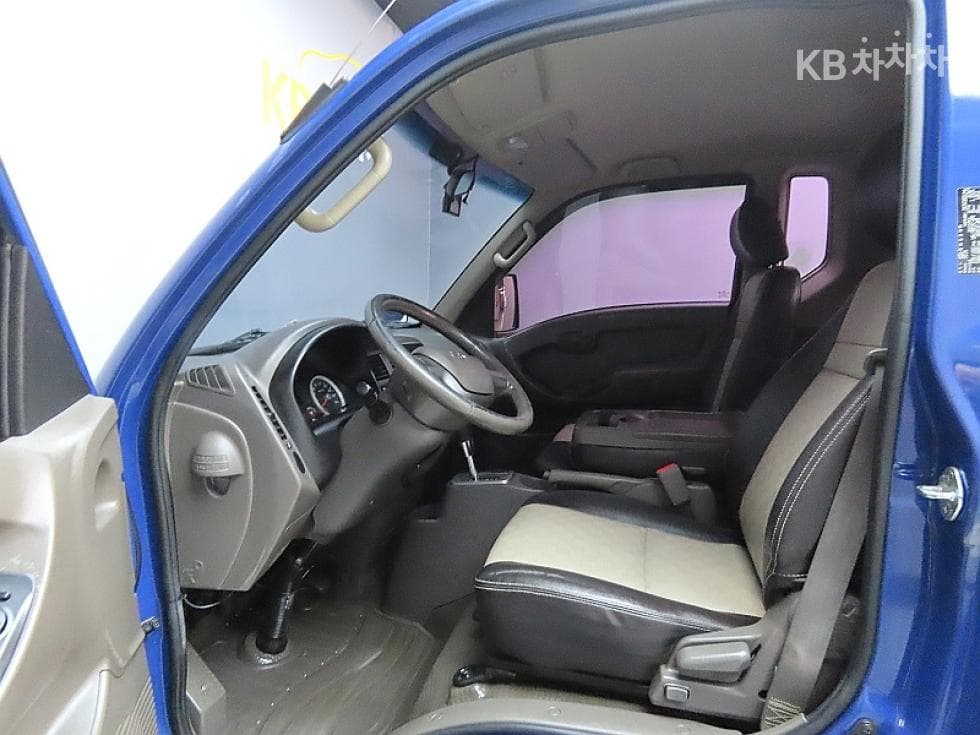 Хюндай Porter 2Удължено междуосие Super Cab CRDi Smart - 9