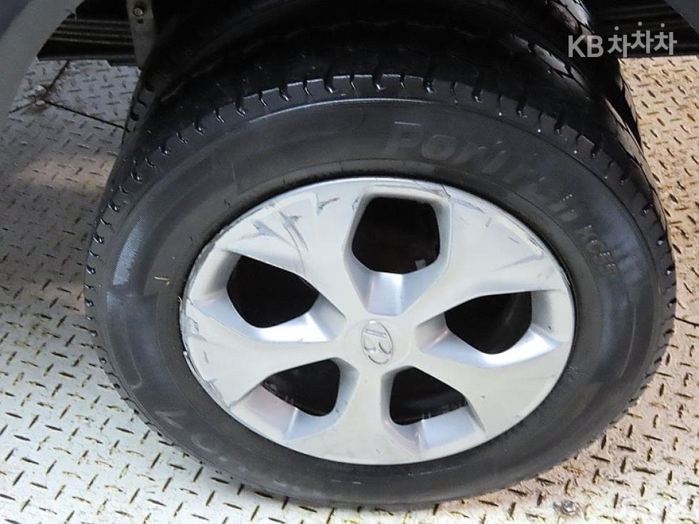 Хюндай Porter 2Удължено междуосие Super Cab CRDi Smart - 19