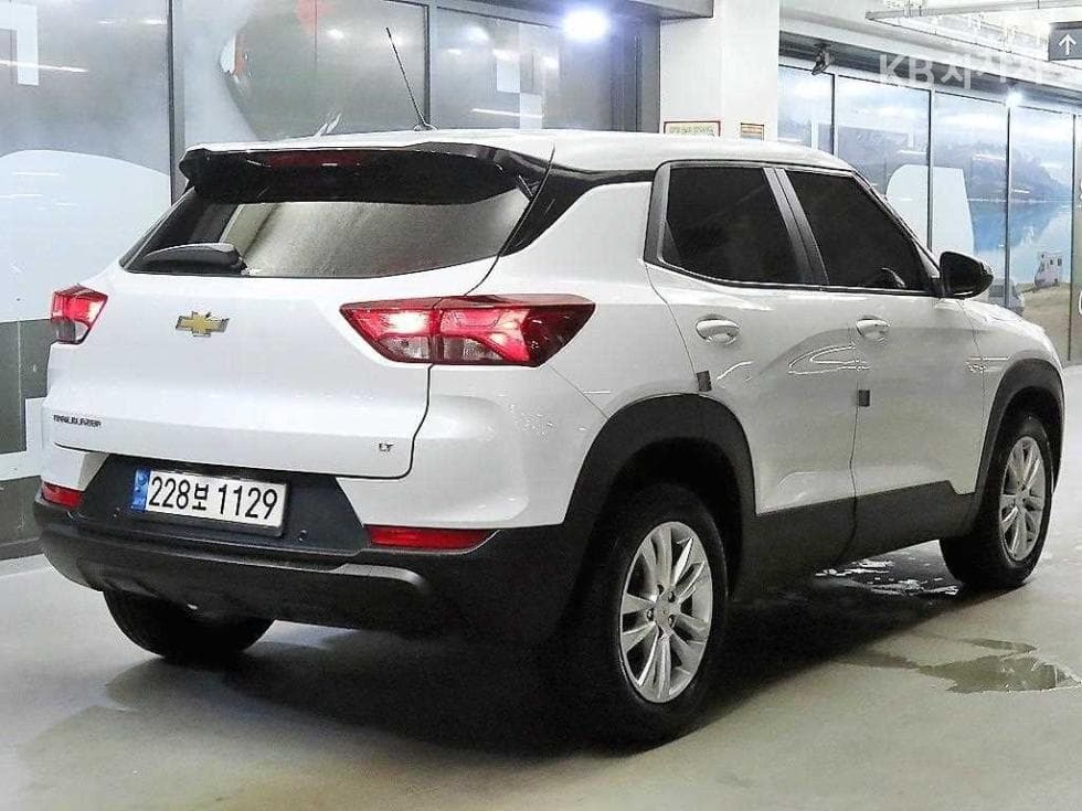 Джи Ем Корея Trailblazer1.35 Бензин 2WD Premier - 4