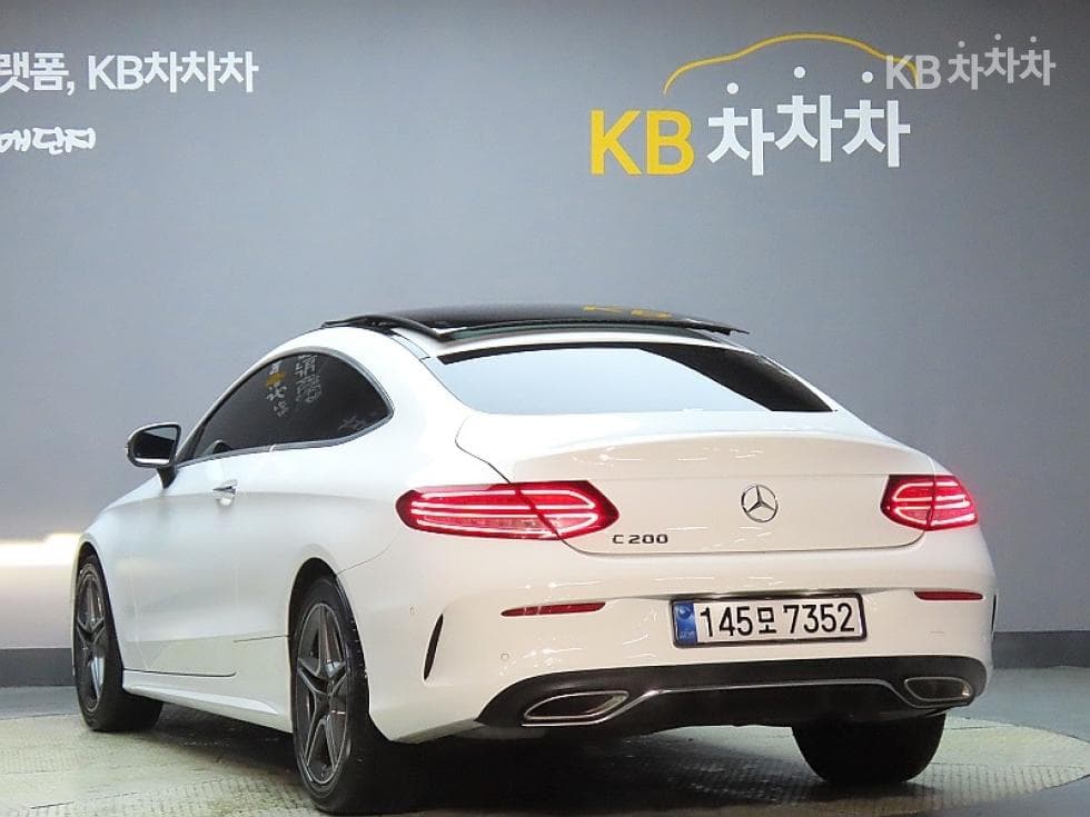 Mercedes-Benz The New (фейслифт) C-КласC200 W205 - 4