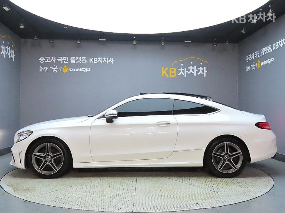 Mercedes-Benz The New (фейслифт) C-КласC200 W205 - 5
