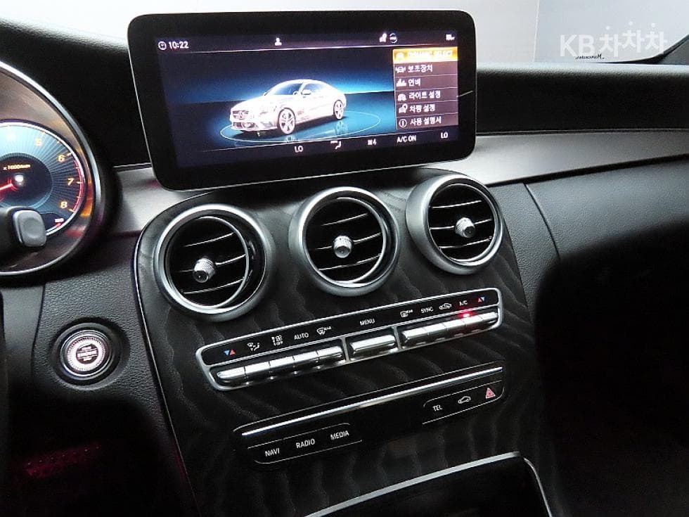 Mercedes-Benz The New (фейслифт) C-КласC200 W205 - 17