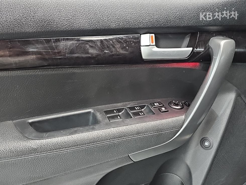 Киа НовSorentoRДизел 2.0 2WD Noblesse - 17