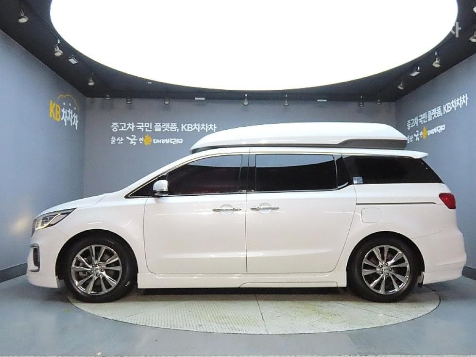 Kia The New (facelift) CarnivalHigh Limousine (Carnival) 3.3 Gasoline 9-seater Noblesse Special (special feature/edition) - 5