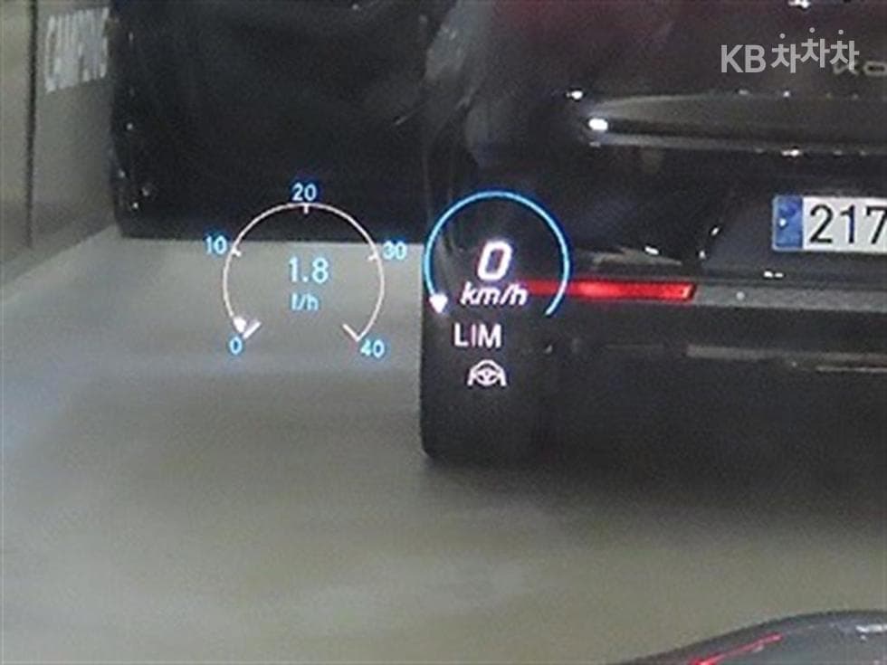 Mercedes-Benz E-Клас (W213)E350 4MATIC AMG Line - 13