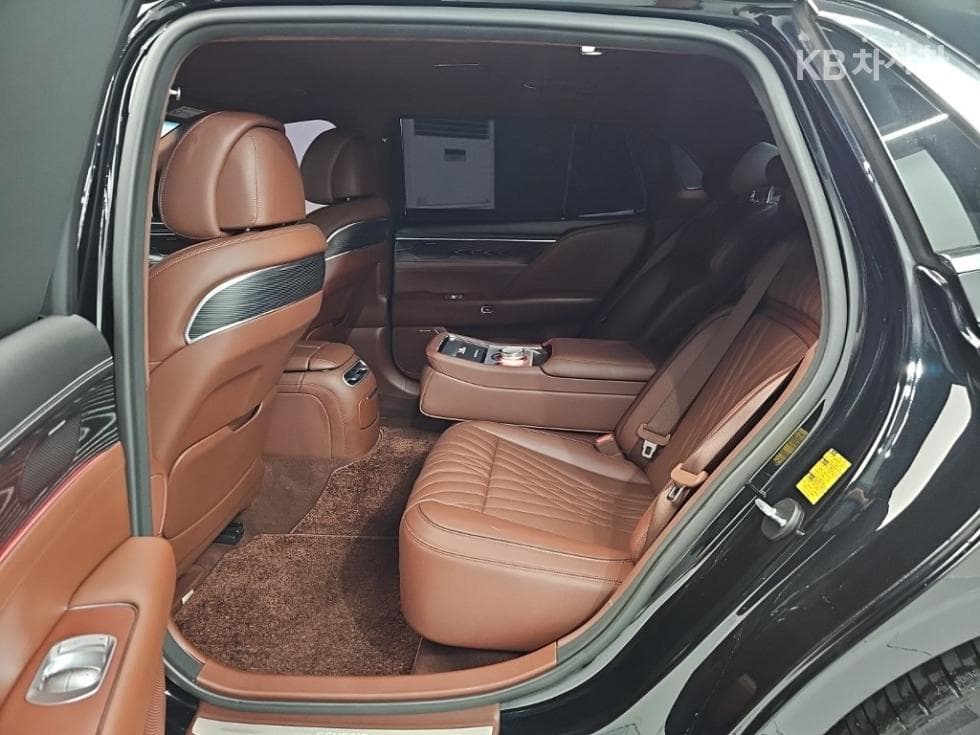 Дженезис G90(RS4)3.5T AWD Стандартен - 12