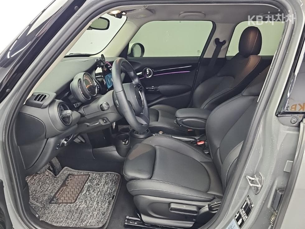 Mini Cooper 5-door1.5 Classic Standard - 11