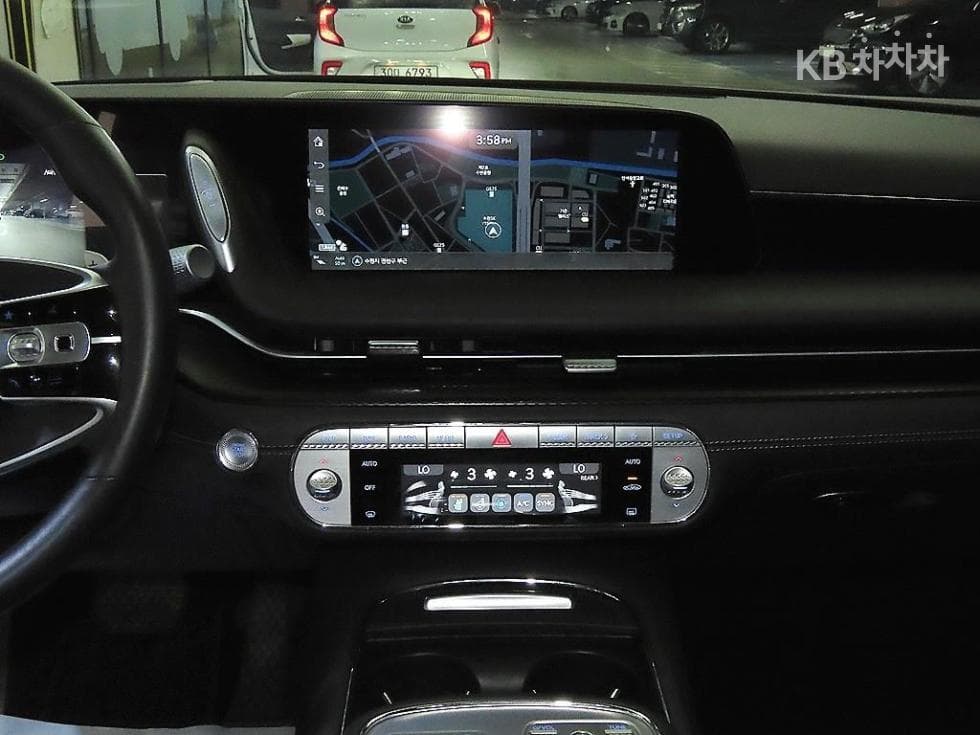 Дженезис G90(RS4)3.5T AWD Стандартен - 11