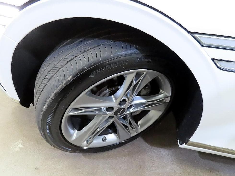 Дженезис G90(RS4)3.5T AWD Стандартен - 20