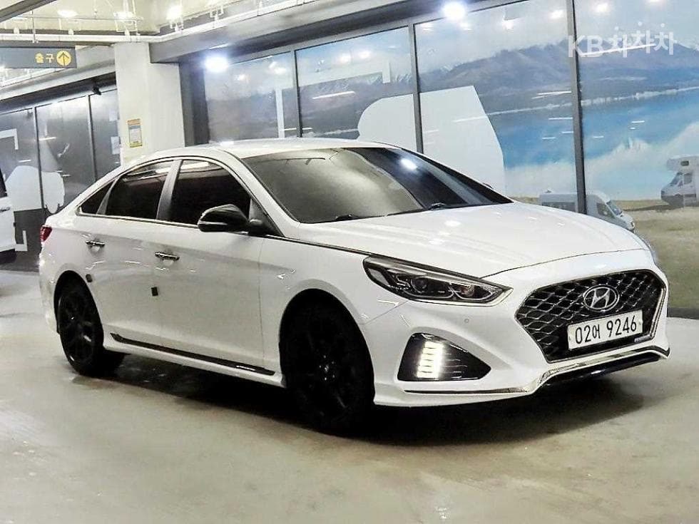 Хюндай Соната New Rise 1.6 Турбо Premium - Image 1