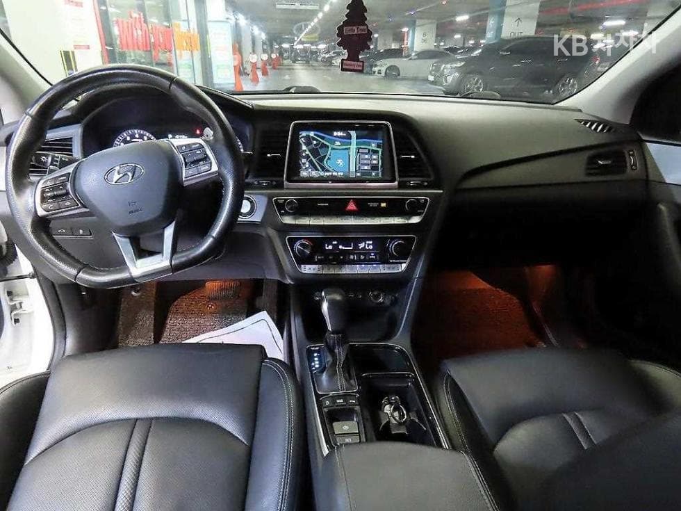 Хюндай Соната New Rise1.6 Турбо Premium - 10