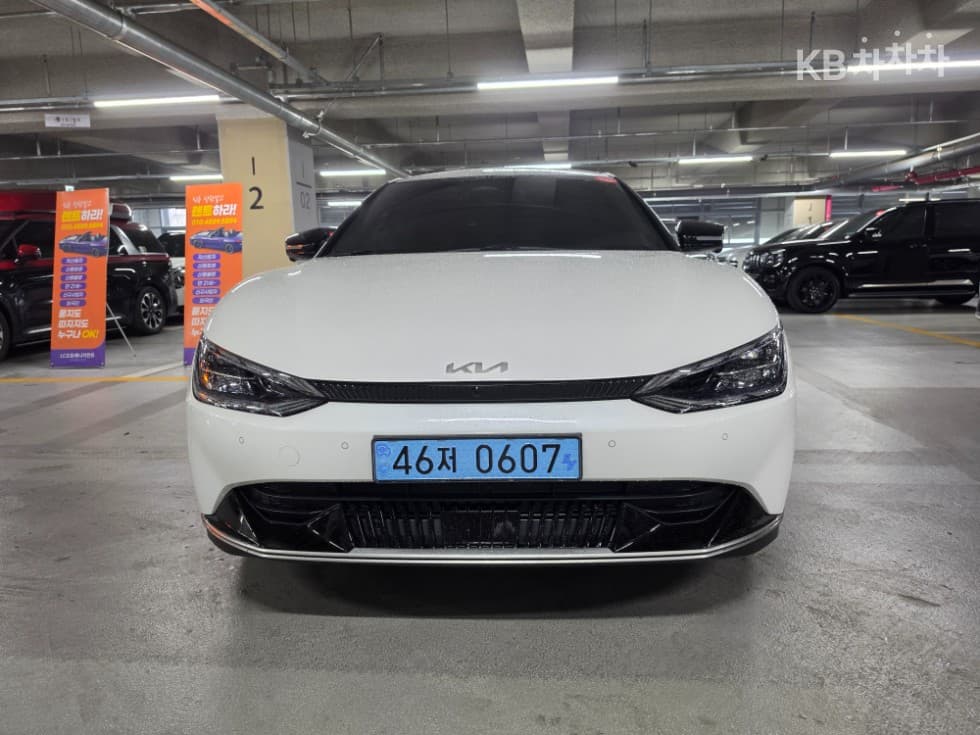 Kia EV6롱 레Seater지 2WD 어스 - 2