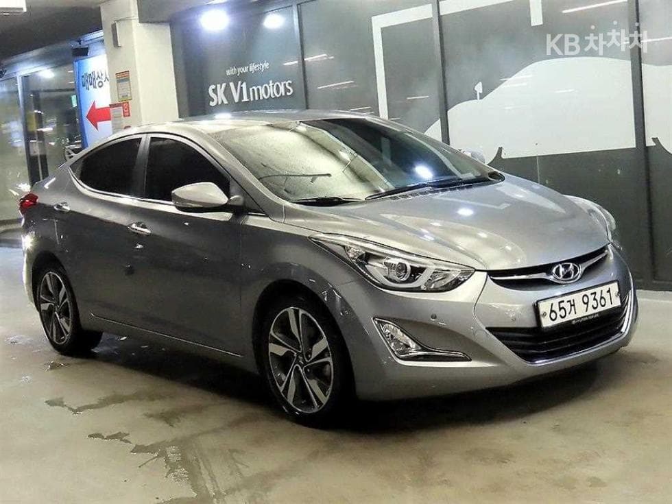 Хюндай The New (фейслифт) Avante (Elantra) 1.6 GDi Premium Стандартен - Image 1