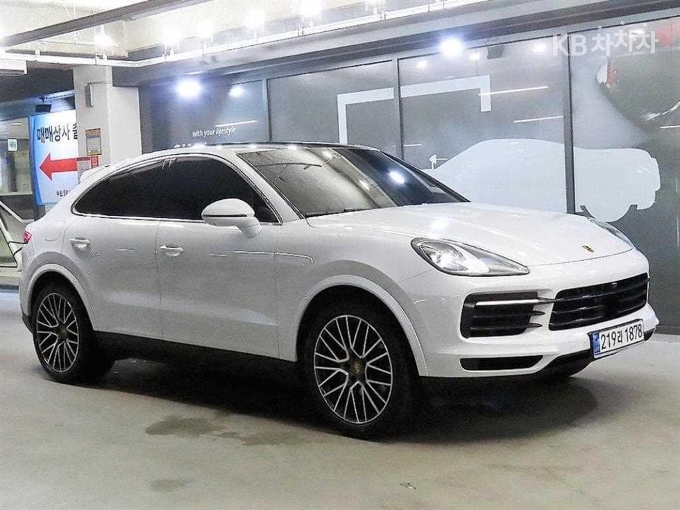 Porsche Cayenne(9Y0) 3.0 Coupe Стандартен - Image 1