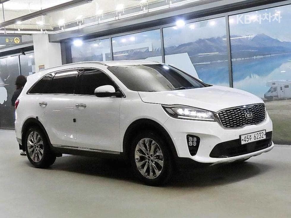 Киа The New (фейслифт) Sorento 2.2 Дизел 2WD 마스터 - Image 1