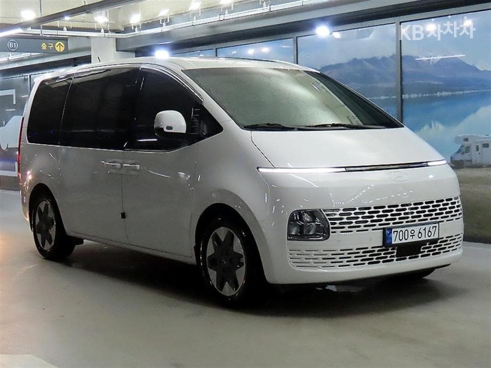 Хюндай Staria 2.2 Турер 11 AWD Modern - Image 1