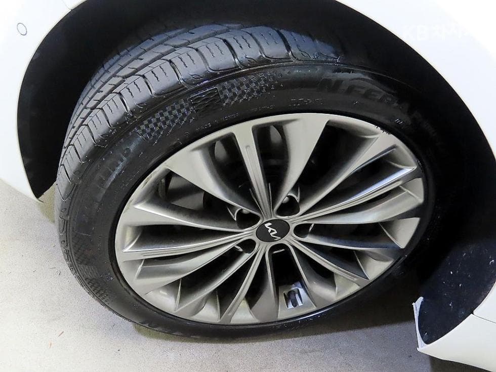Киа The New (фейслифт) K9(Второ поколение)3.8 GDI AWD 베스트셀렉션Ⅰ - 20