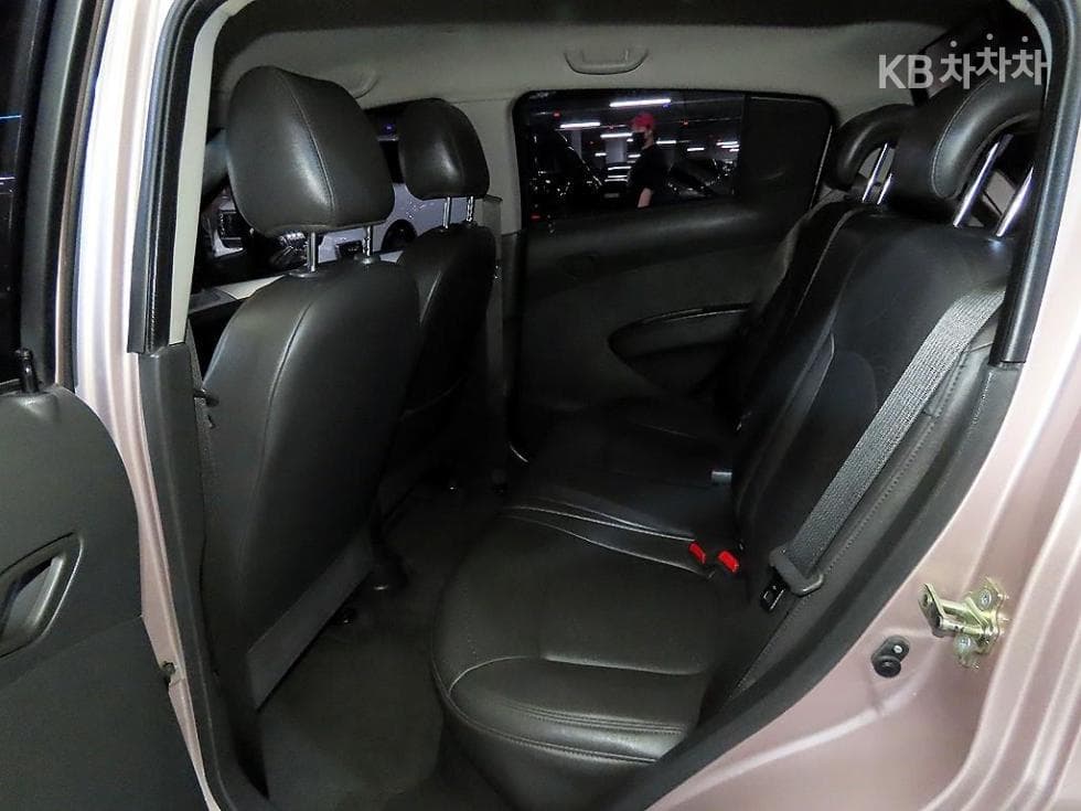 Джи Ем Корея Chevrolet СпаркLT Стандартен - 7