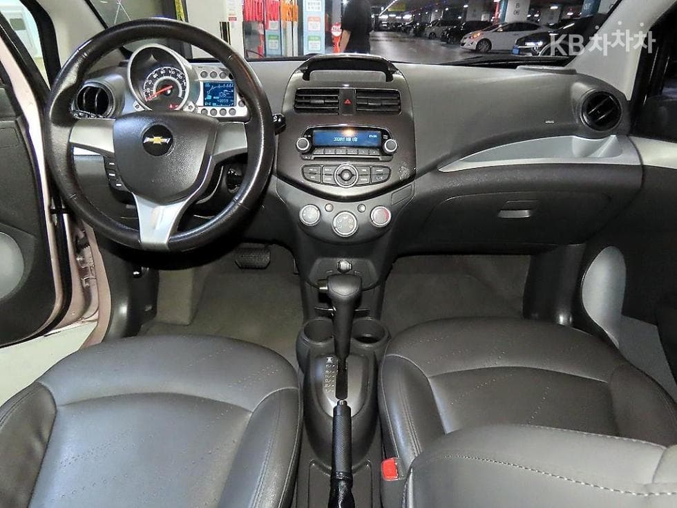Джи Ем Корея Chevrolet СпаркLT Стандартен - 10