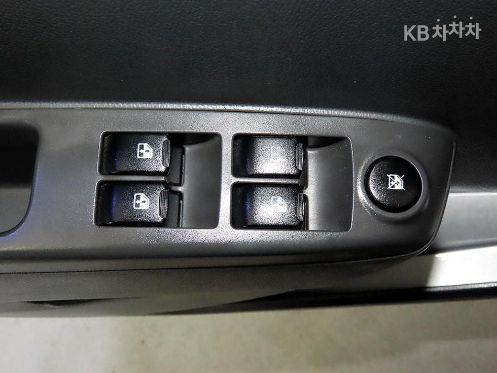 Джи Ем Корея Chevrolet СпаркLT Стандартен - 13