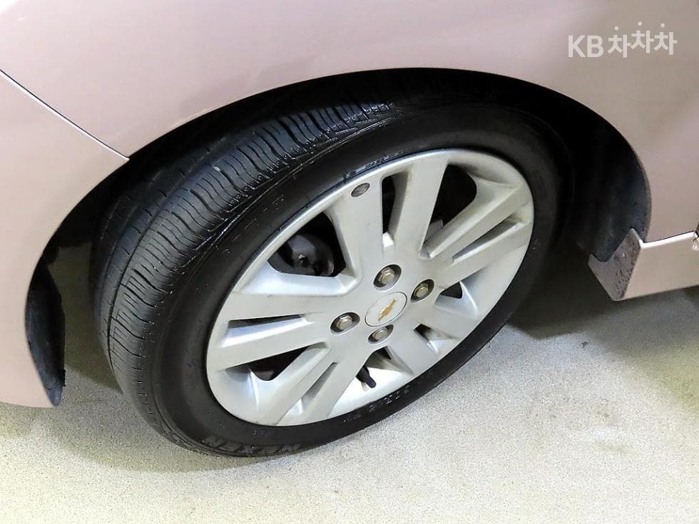 Джи Ем Корея Chevrolet СпаркLT Стандартен - 17