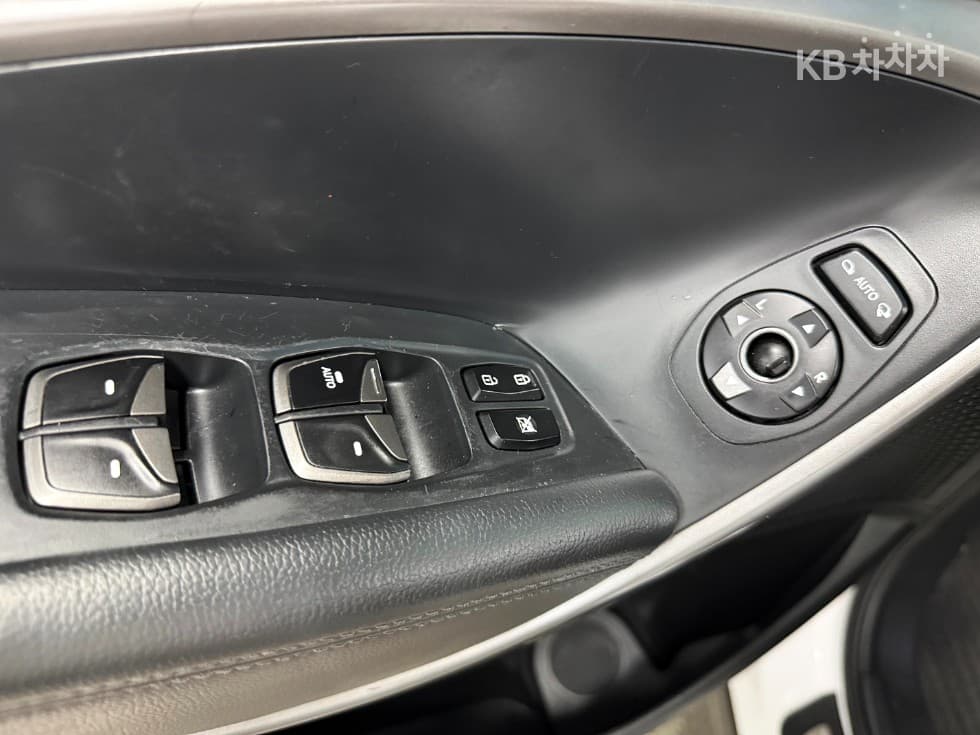 Hyundai Santa Fe DMHyundai R-engine 2.0 diesel 2WD PREMIUM Standard - 12