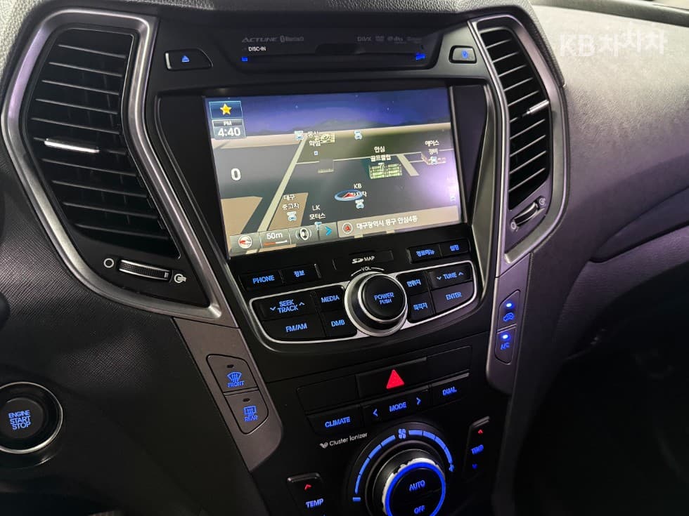 Hyundai Santa Fe DMHyundai R-engine 2.0 diesel 2WD PREMIUM Standard - 9