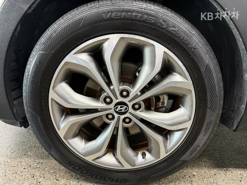 Hyundai Santa Fe DMHyundai R-engine 2.0 diesel 2WD PREMIUM Standard - 20