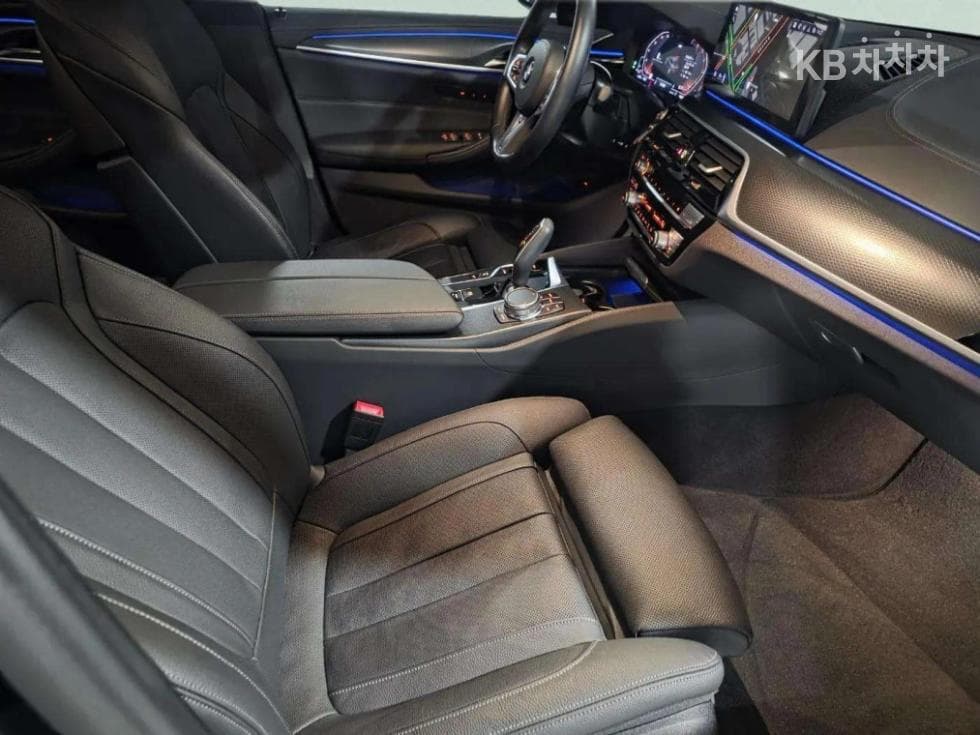 BMW 올New5 Series (G30)520i M Sport - 11