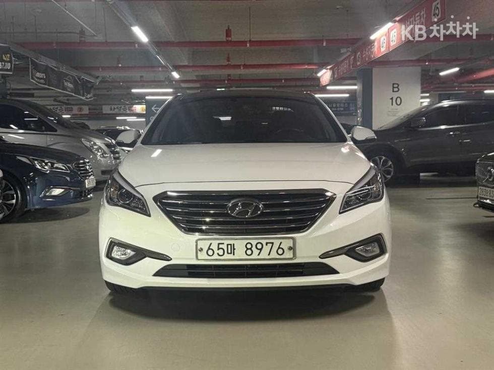 Hyundai Sonata LF2.0 Smart Standard - 2