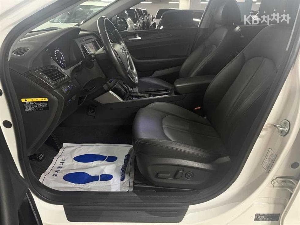 Hyundai Sonata LF2.0 Smart Standard - 8