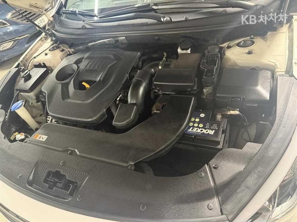 Hyundai Sonata LF2.0 Smart Standard - 20
