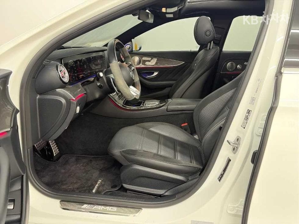 Mercedes-Benz E-Class (W213)E53 AMG 4MATIC+ Standard - 11