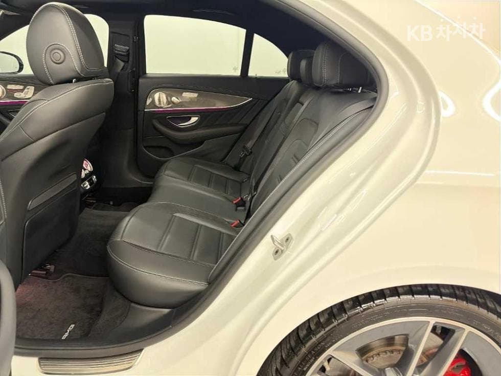 Mercedes-Benz E-Class (W213)E53 AMG 4MATIC+ Standard - 12