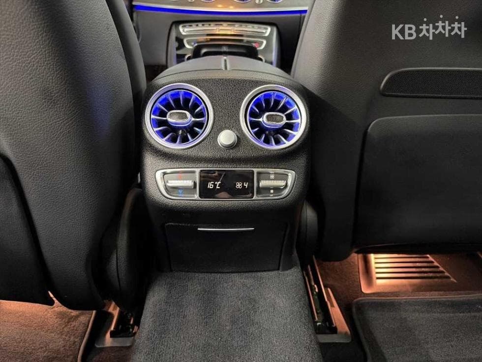 Mercedes-Benz E-Class (W213)E53 AMG 4MATIC+ Standard - 14
