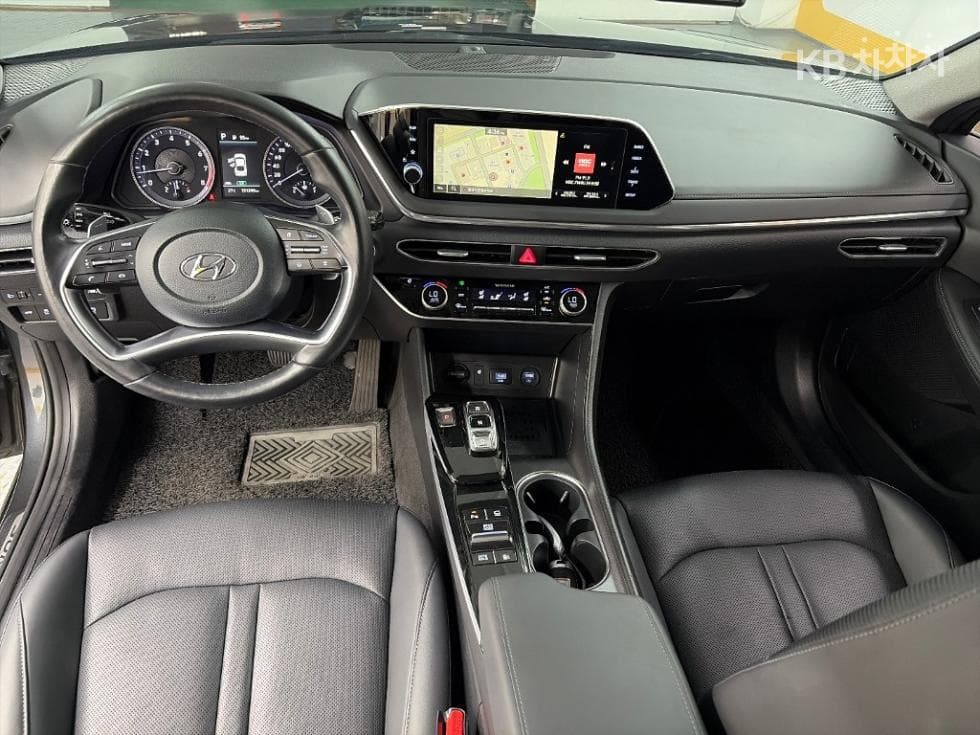 Hyundai Sonata (DN8)1.6 T Premium Plus - 7