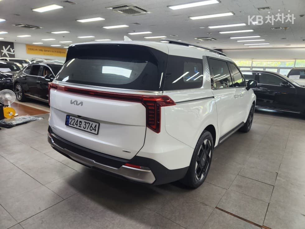 Kia The New (facelift) Carnival Hybrid 4th generation1.6 HEV 9-seater Noblesse - 4