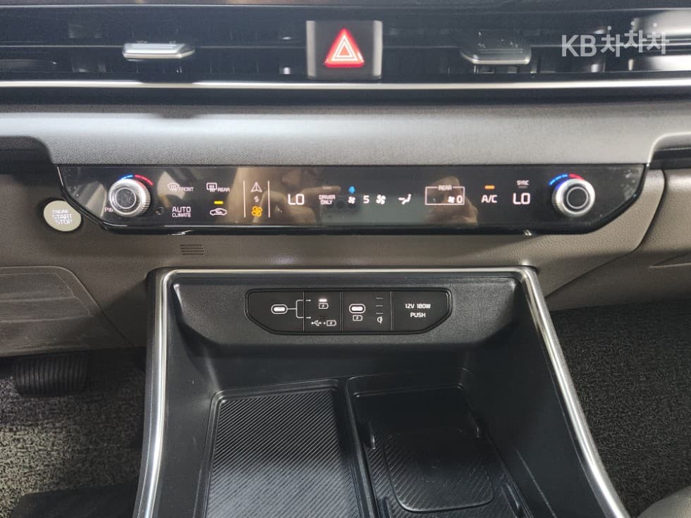 Kia The New (facelift) Carnival Hybrid 4th generation1.6 HEV 9-seater Noblesse - 16